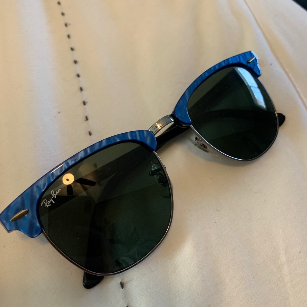 Blue Clubmaster Ray-Ban sunglasses